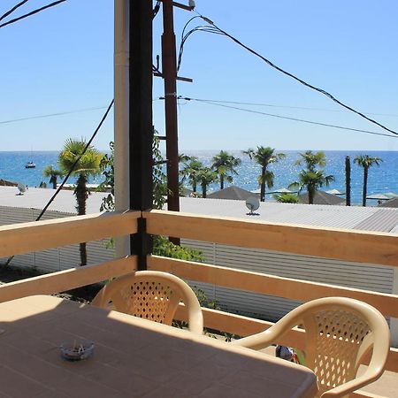 Sea Breeze Guest House Lidzava Luaran gambar