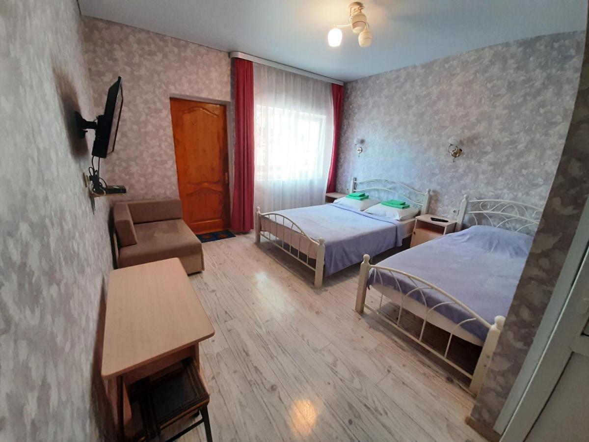 Sea Breeze Guest House Lidzava Luaran gambar